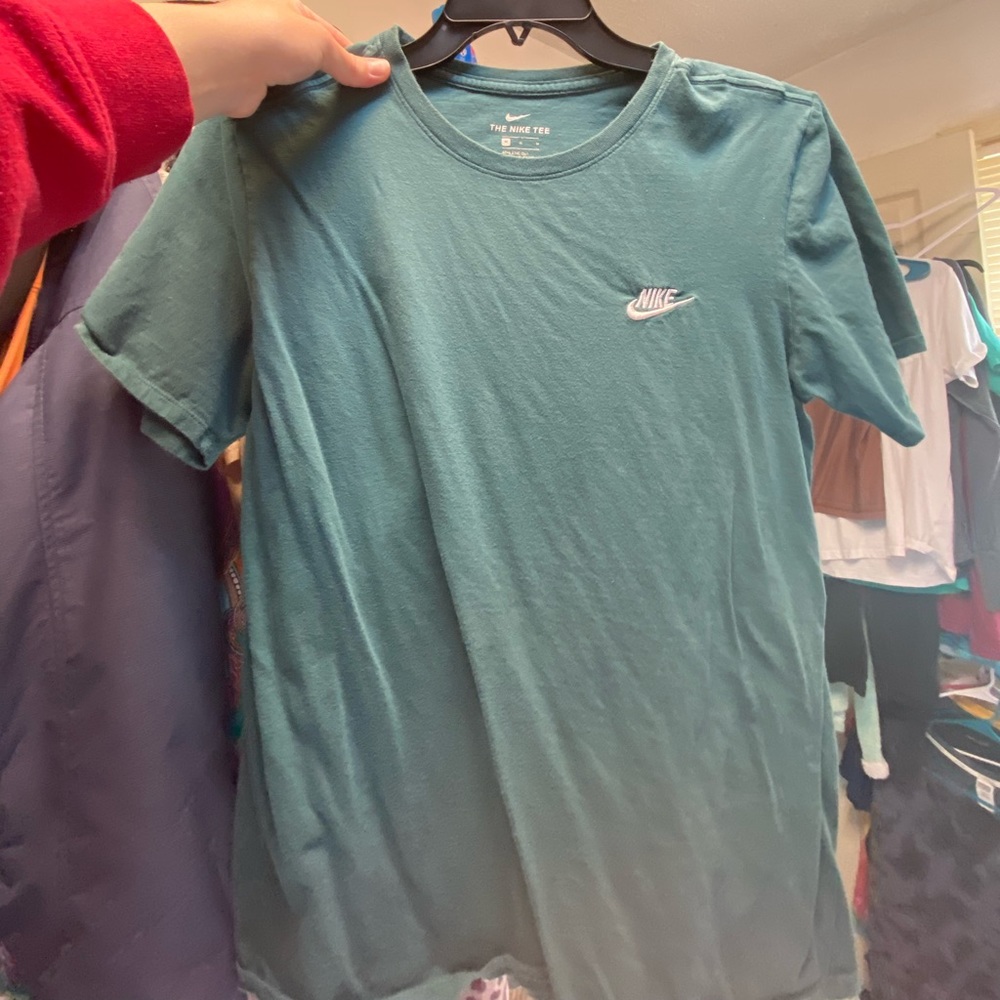 Women’s Nike tee